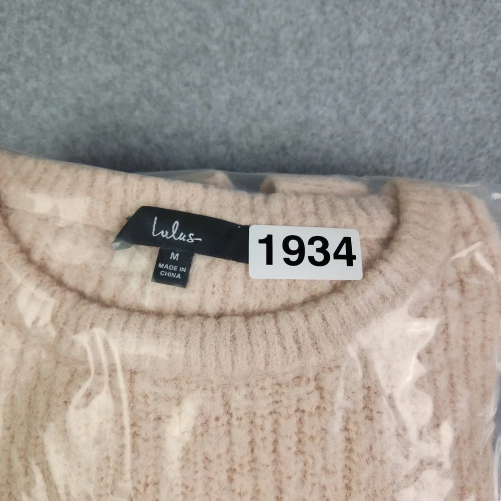 Lulus Sweater‎ Womens Medium Peach Fuzzy Knit Soft Cozy Warm Winter Long Sleeve
